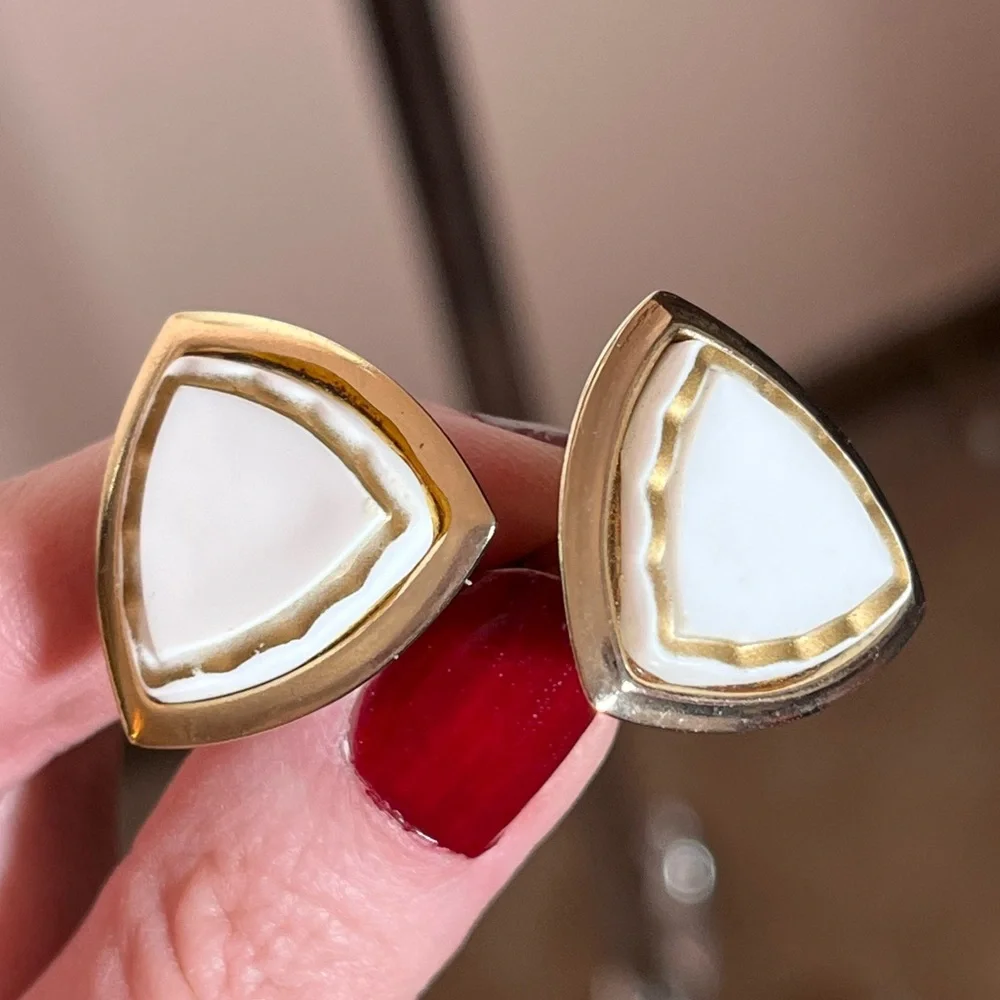 Vintage 1960 70 MCM Art deco gold white Lucite Oversized Cufflinks